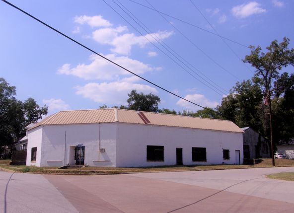 200 S Mill St, Henderson, TX 75654
